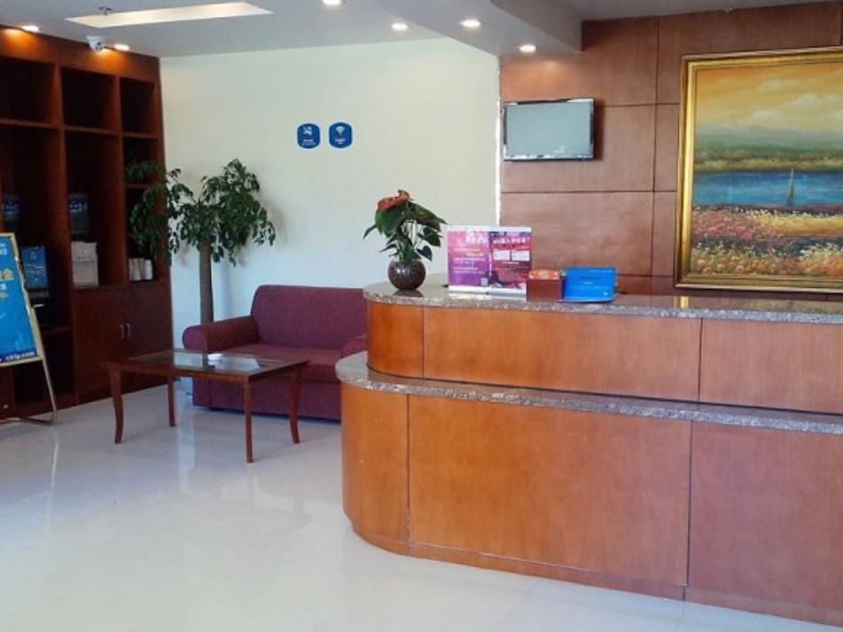 Hanting Express Kunming Yieryi Street Yunnan Normal University Branch Exterior photo